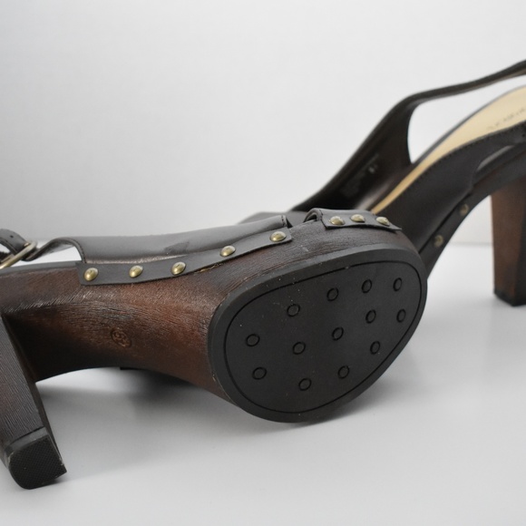 Wooden heels (not real wood) - Picture 3 of 3